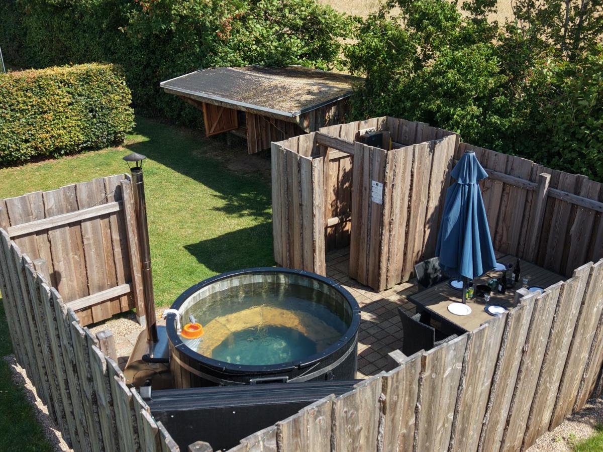 Luksusshelter med vildmarksbad og udendørsbruser udlejes - Ferienwohnung Flemming