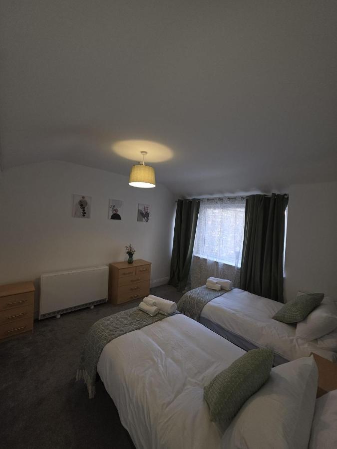 2 Bed Flat Contractors Town Centre & Seafront - B&B Weston-super-Mare