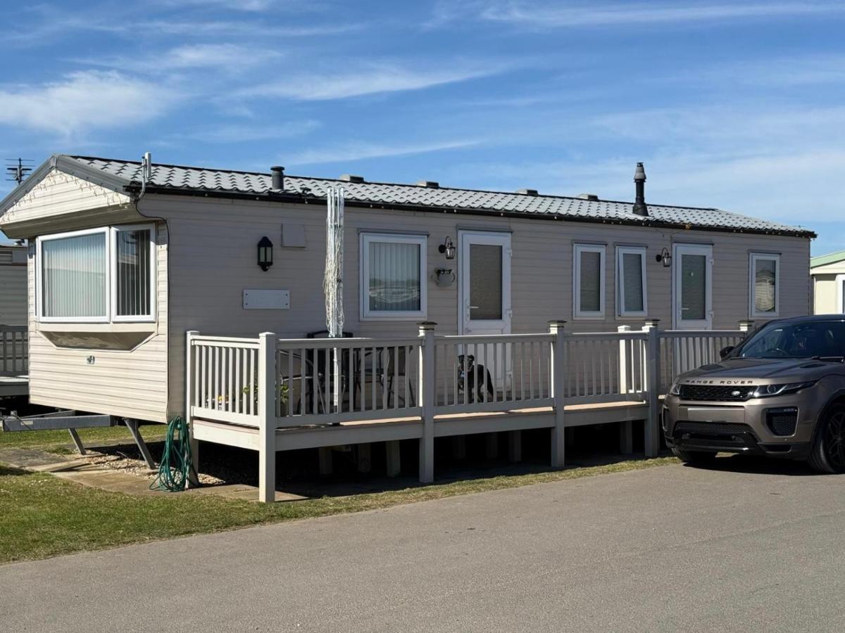 8-Berth Caravan near Beach - Pet Friendly, WiFi & Central Heating - B&B Chapel Saint Leonards