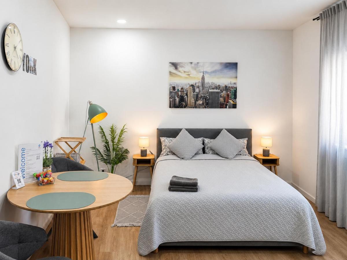 Apartment am Wasserturm - B&B Mönchengladbach