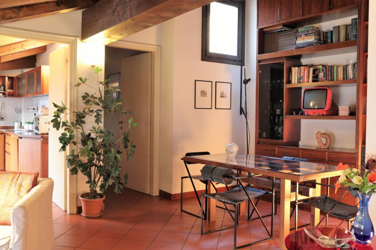 The Rose Apartment - Chambres d'hôtes Bologne