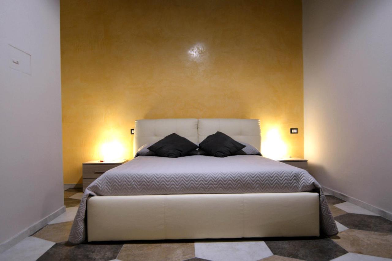 B&B Civitavecchia - Residence Stendhal Guest House - Bed and Breakfast Civitavecchia