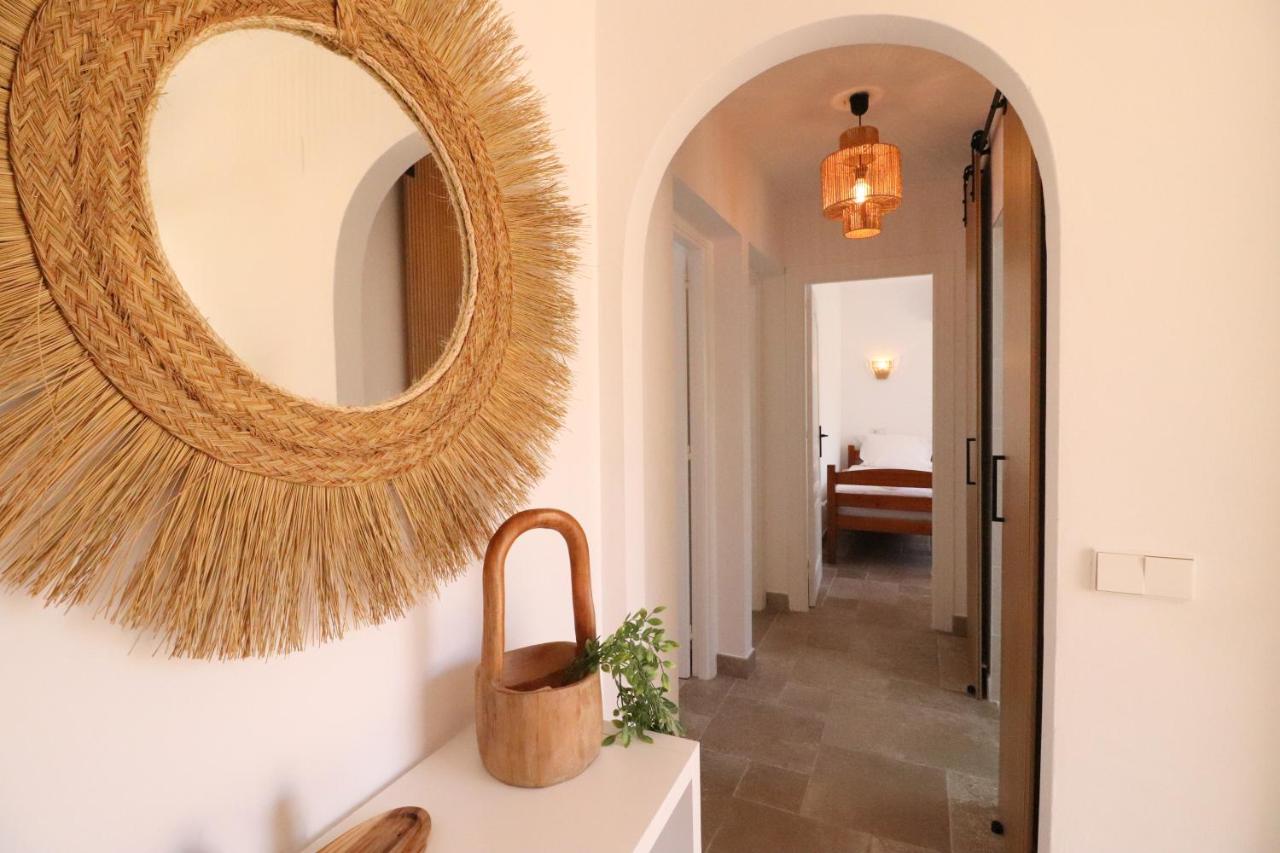 Maravilla Solar Beautiful villa with sea view near to Moraira - B&B Benitachell