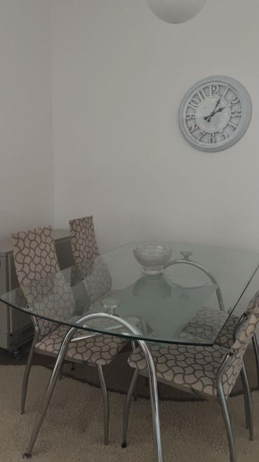 Stan Na Dan NOVO - Bed and Breakfast Prokuplje