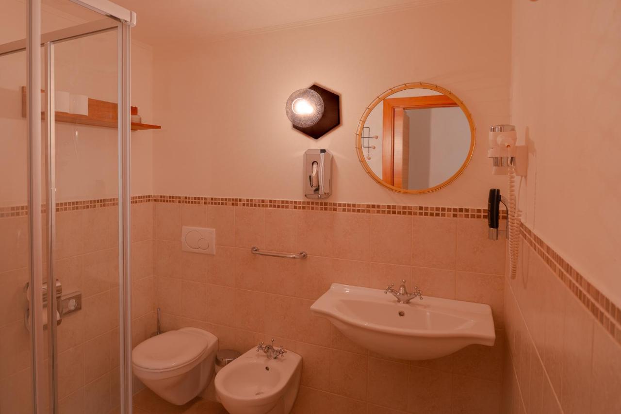 Appartement 2 Chambres avec Balcon et Terrasse