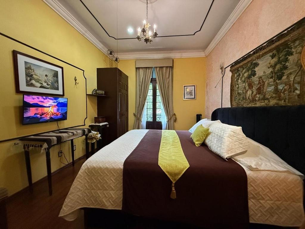 Double Room with Private Bathroom
