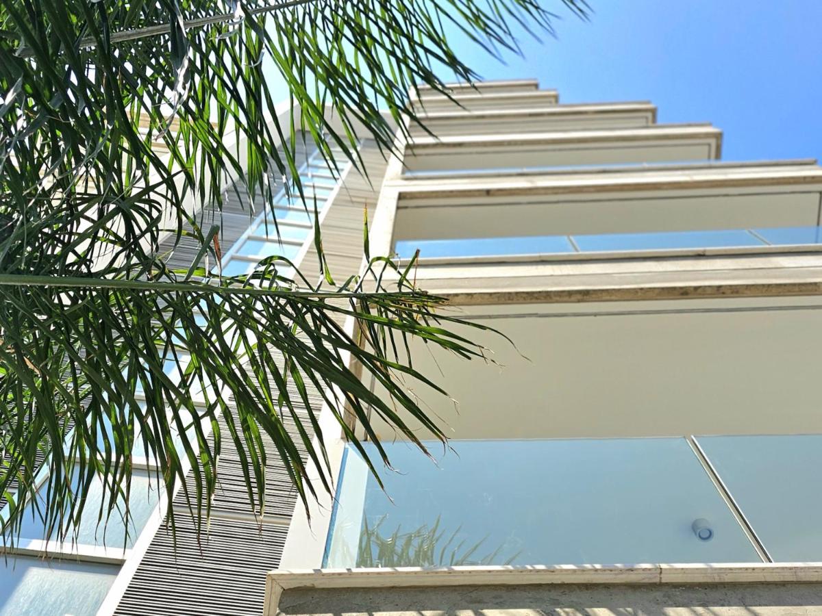Coral Suites - B&B Larnaca