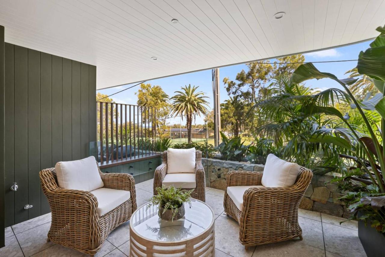 Stunning designer 3 Bed 2 bath opp Long Reef Golf Course - B&B Killawarra