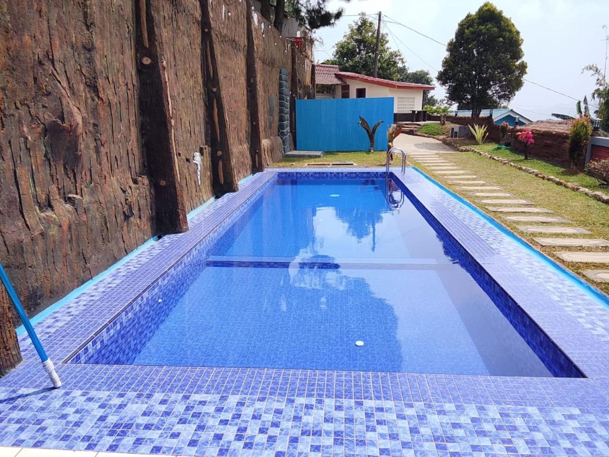 Villa Kay Terrace - Bed and Breakfast Campaka