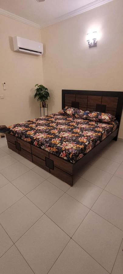 villa 2 stay - Bahria P31 - B&B Karachi
