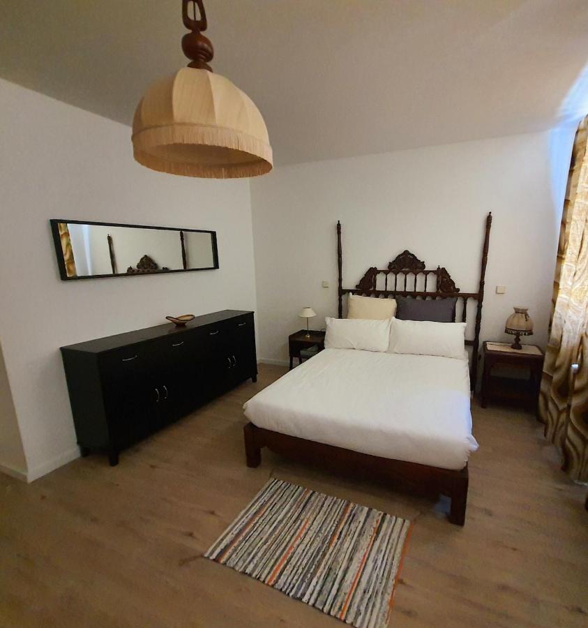 Comfy Flat with Easy Access to Berlin & Potsdam - Ferienwohnung Hennigsdorf