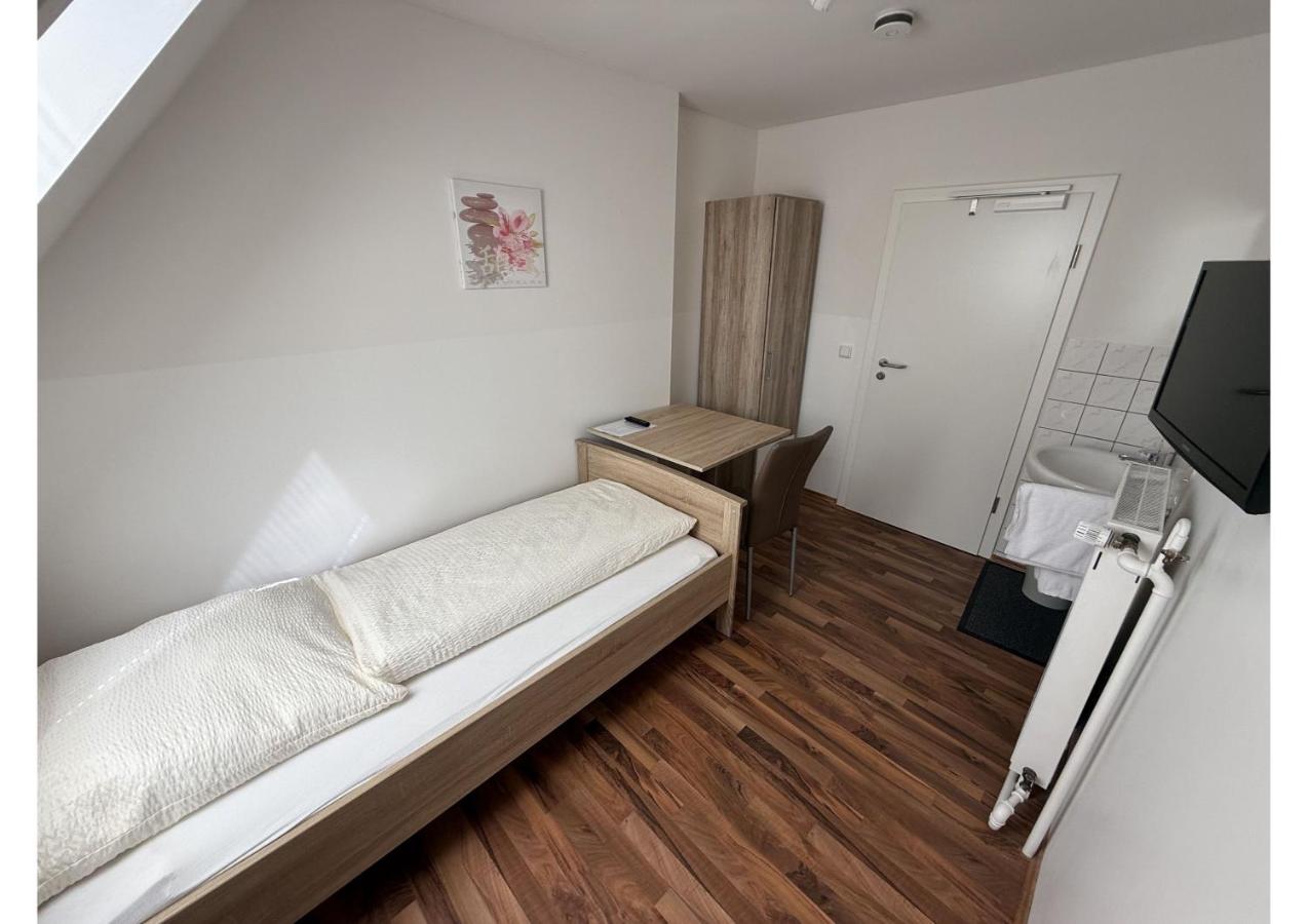 Camera Singola con Bagno in Comune
