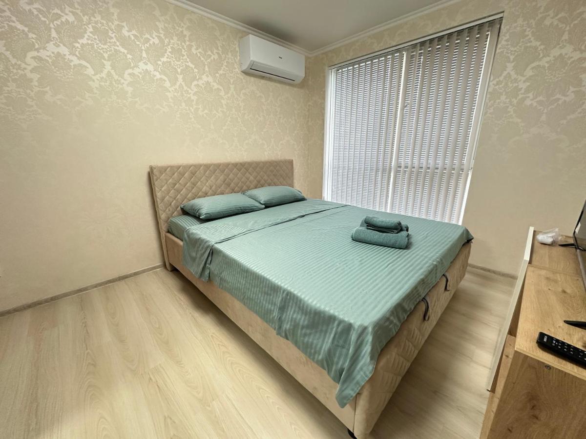 6 Min to Airport Apartment - B&B Chișinău