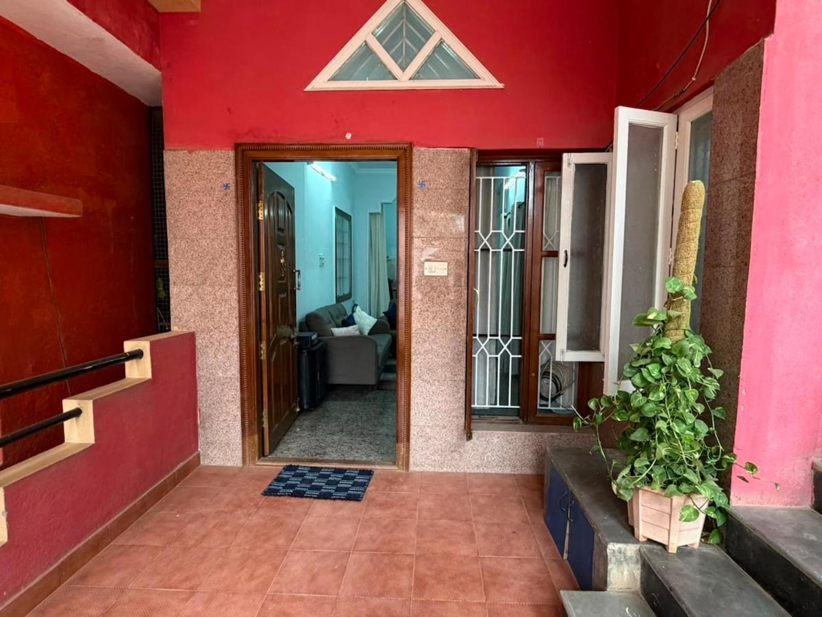 Spacious 2BR Home in Prime Halasuru Near MG Road - Chambres d'hôtes Bangalore