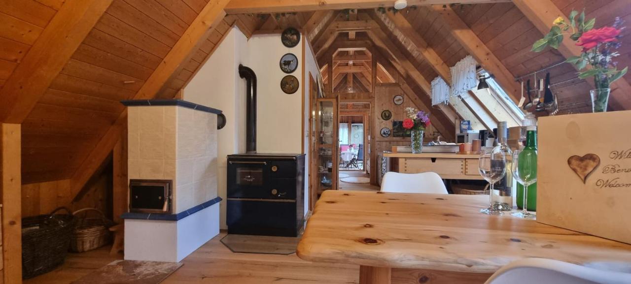Waldmelodie Hütte - Bed and Breakfast Wiel
