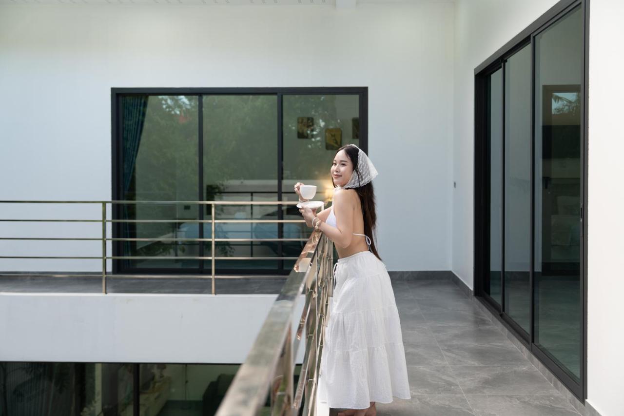 THE I-CON Luxury PoolVilla Pattaya Ocean Yacht Club 10 Bedrooms - Chambres d'hôtes Ban Huai Yai