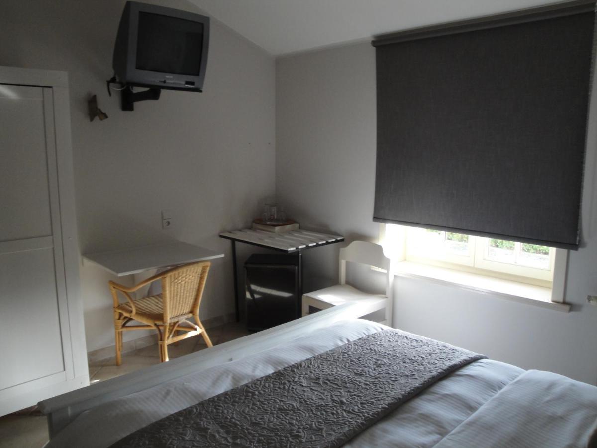 Chambre Familiale avec Salle de Bains