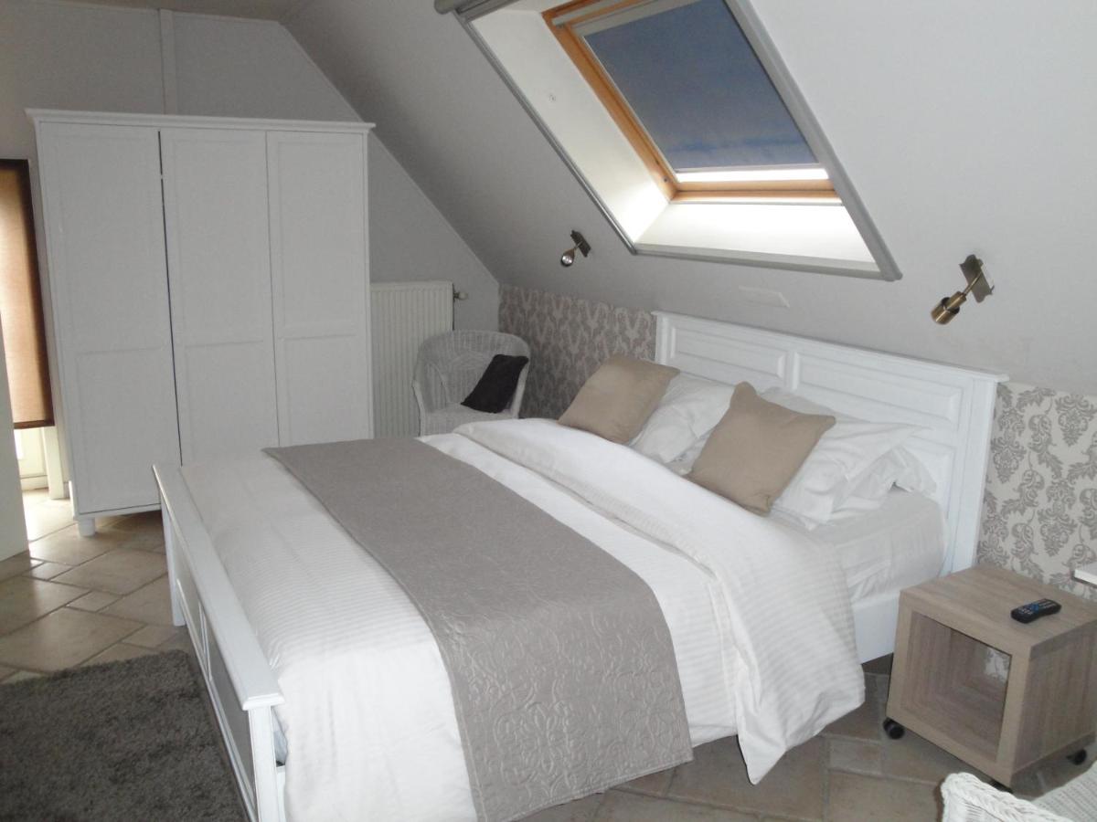 Chambre Familiale avec Salle de Bains Privative