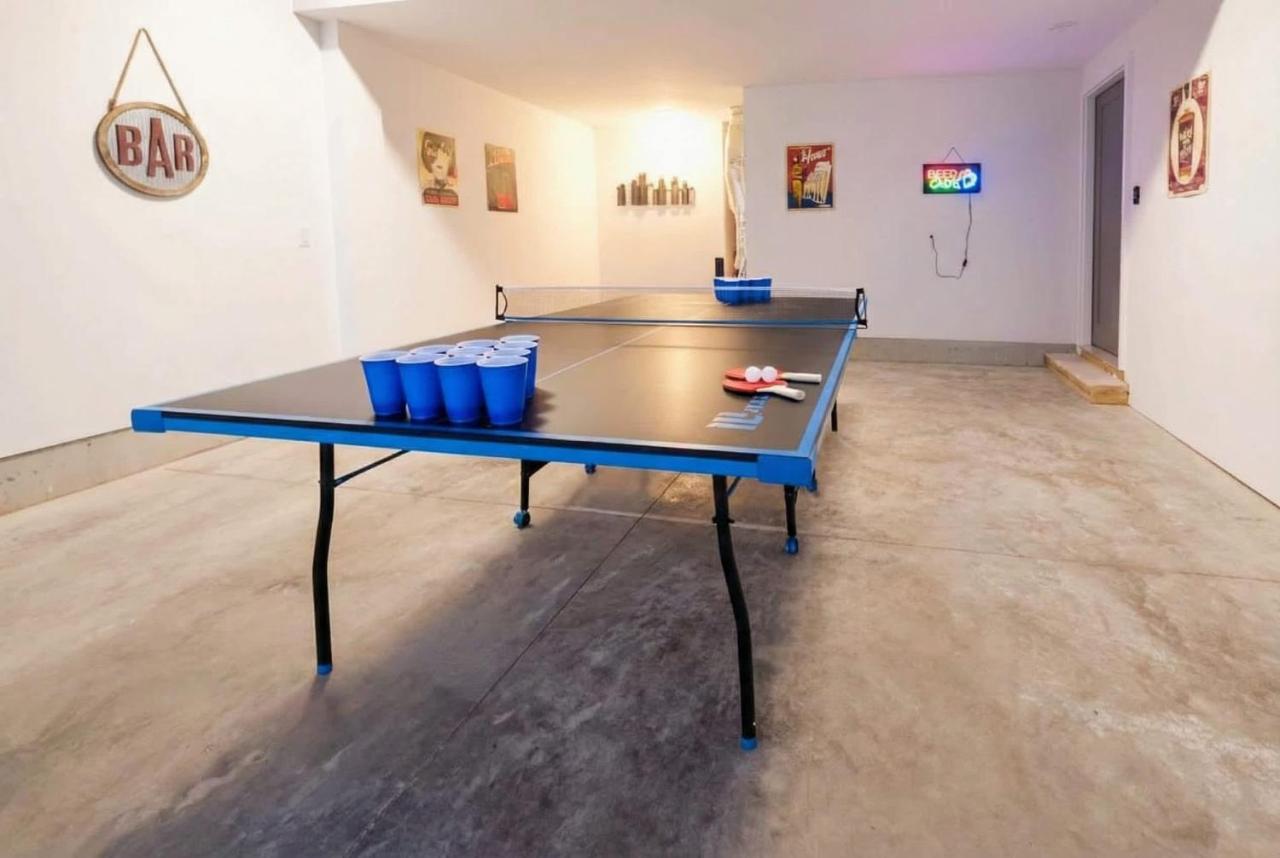 Downtown Luxury - 10 Beds & Free Parking - Ferienwohnung Nashville