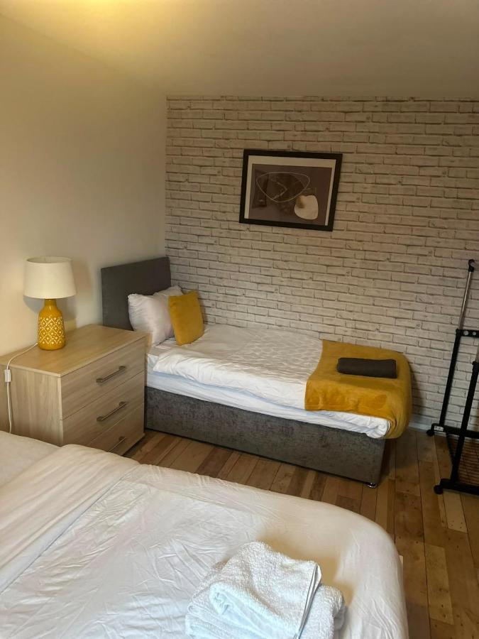 Comfy 2Bed House, With 3 Beds, North shields - B&B North Shields