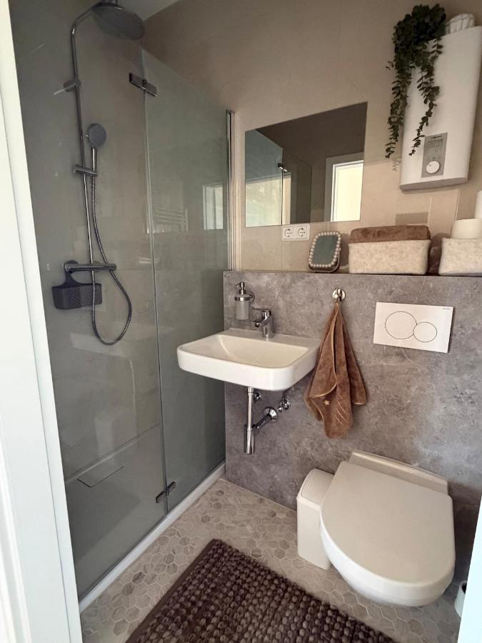 NEU Buchholz Zentrum Modernes Business-Apartment - B&B Wahl