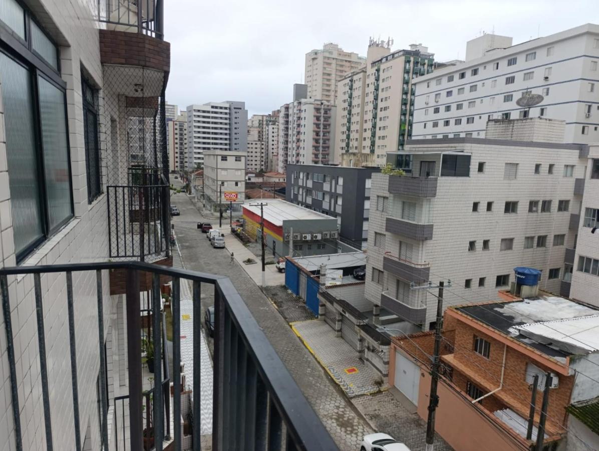 Sarti Hospedagem 2 quartos com ar Condicionado na Orla - B&B Praia Grande
