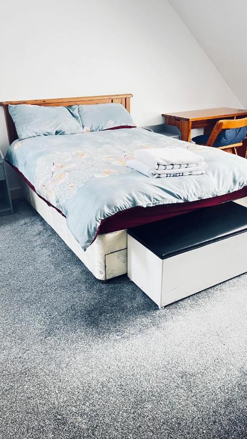 The Rehoboth Place - Deluxe Double Rooms - Chambres d'hôtes Wednesbury