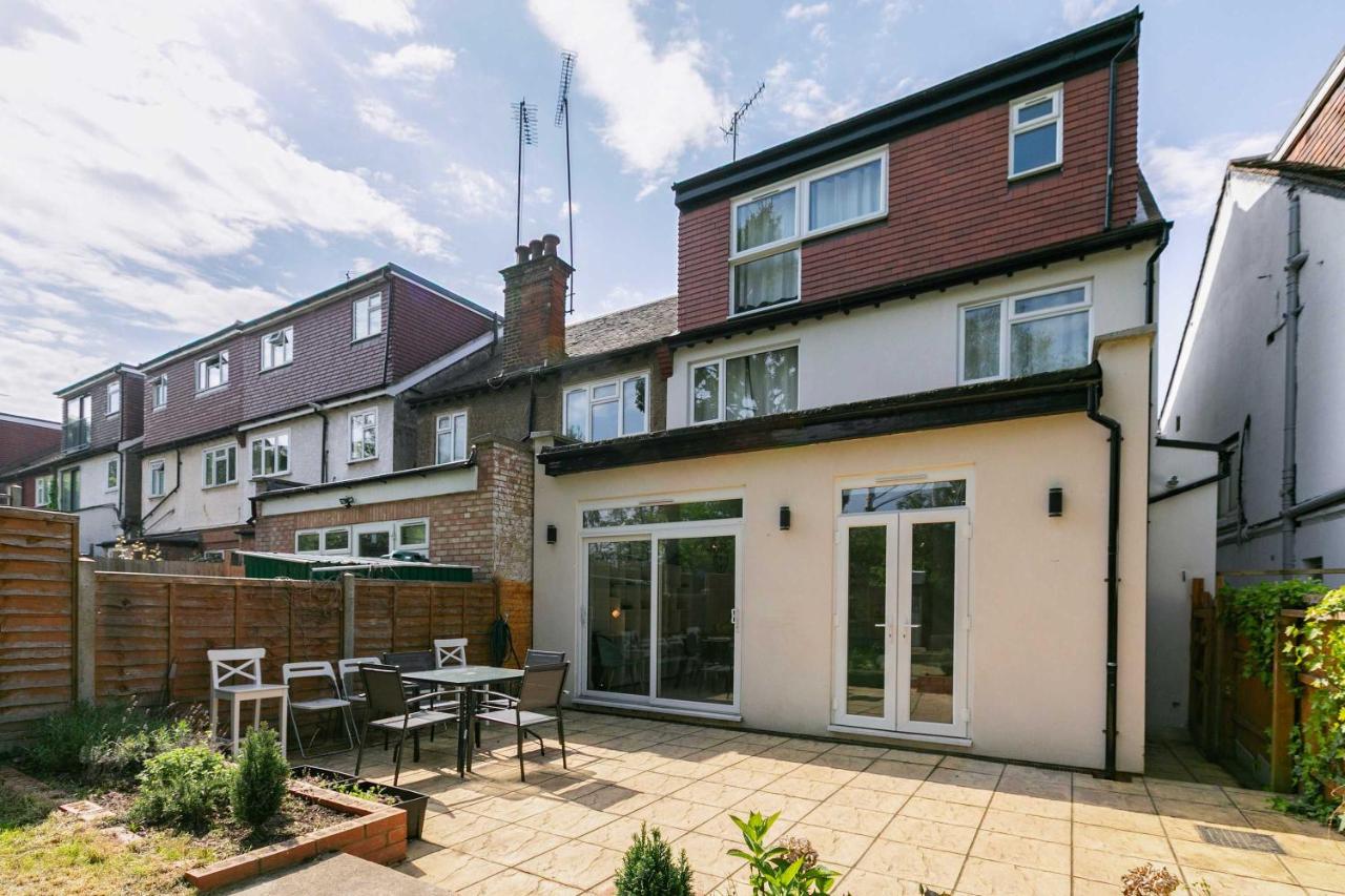 5 BR 3Bathroom Modern House with Garden near Hampstead Heath Sleeps 10 - Chambres d'hôtes Londres
