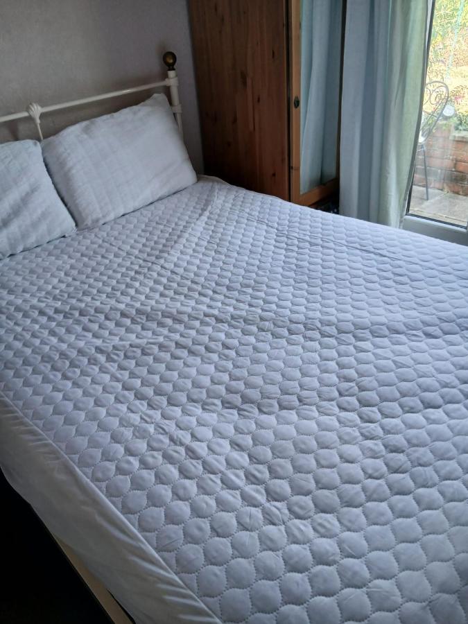 KC Lettings - B&B Milton Keynes