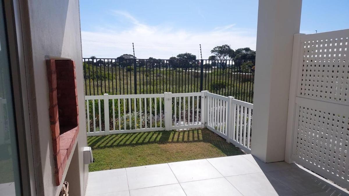 Brand New Coastal Apartment 5 Min Walk to Beach in a Secure Gated Complex - B&B Kommetjie