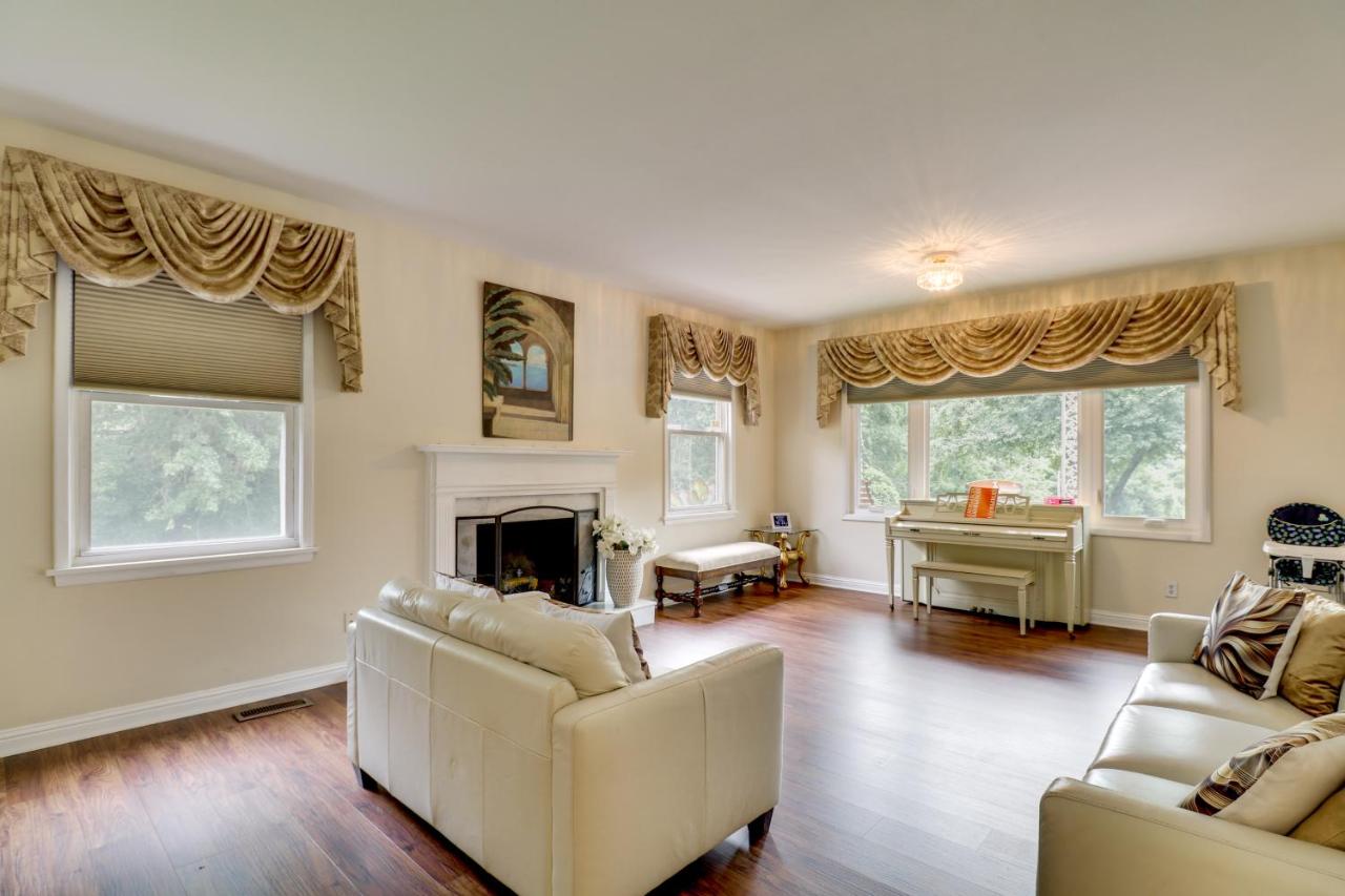 'Hidden Paradise' on 5 Acres w/ Hot Tub & Deck! - B&B Black Jack