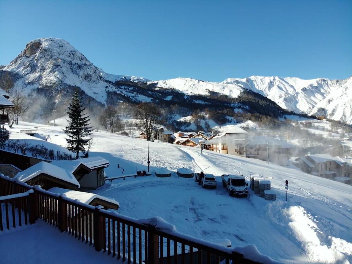 Chalet Adele - Appartement 6 personnes situé en bord de piste St Martin de Belleville MAE-8204 - B&B Saint-Martin-de-Belleville