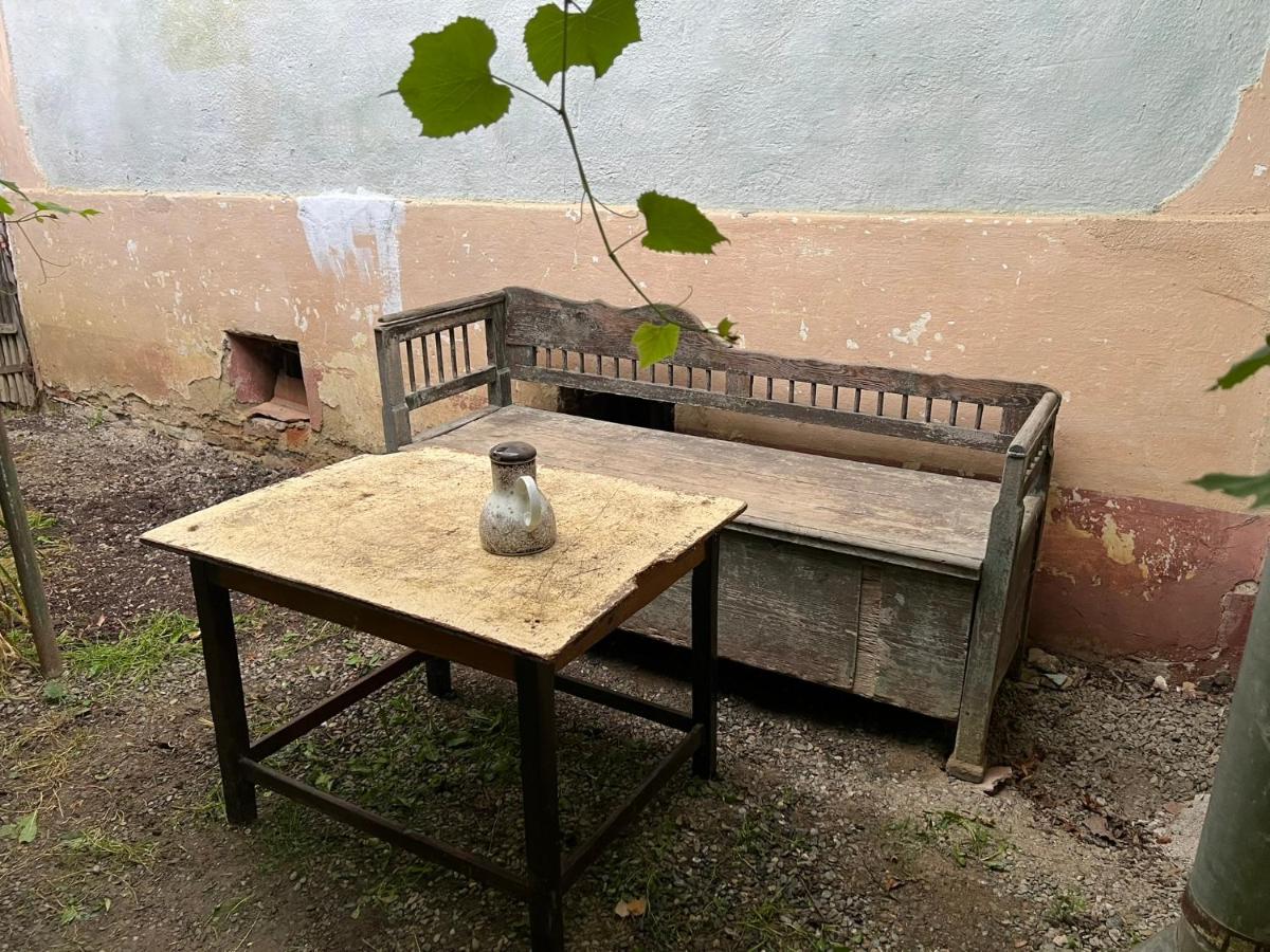 Haus Hundertbücheln - B&B Movile