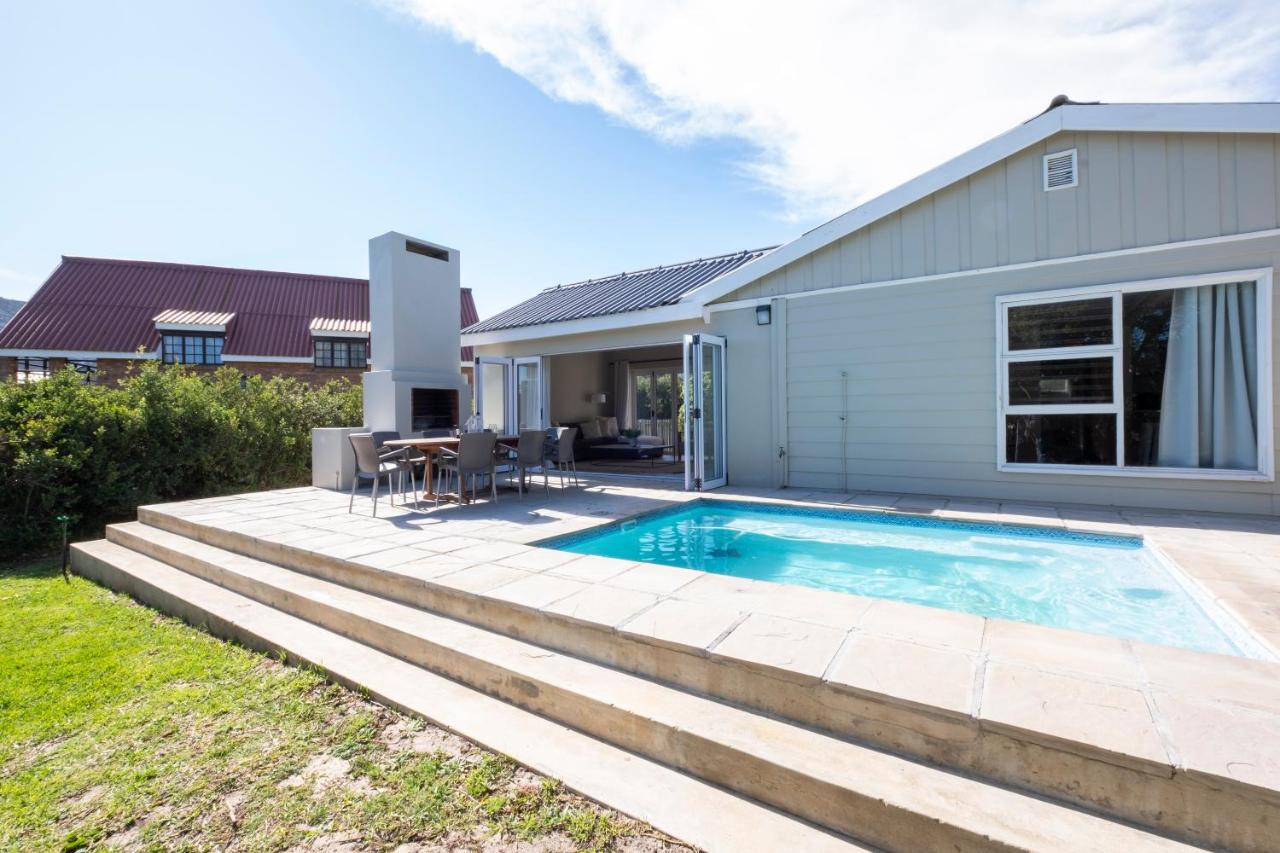 Weekend at Bernies - B&B Pringle Bay