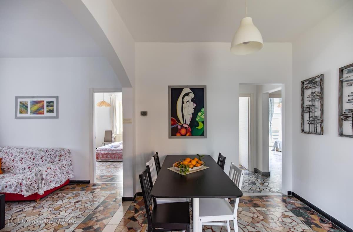 Stunning Apartment in a Villa near the beach - B&B Monterosso al Mare