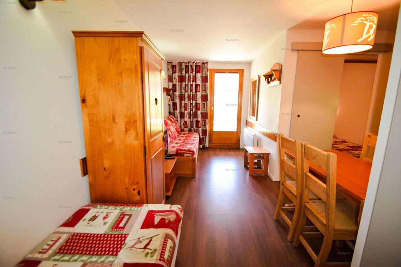 Résidence Le Cervin - 2 pièces 4/5 pers- WIFI- Le CERVIN - 615CE - PLAGNE SOLEIL MAE-8044 - Bed and Breakfast Aime