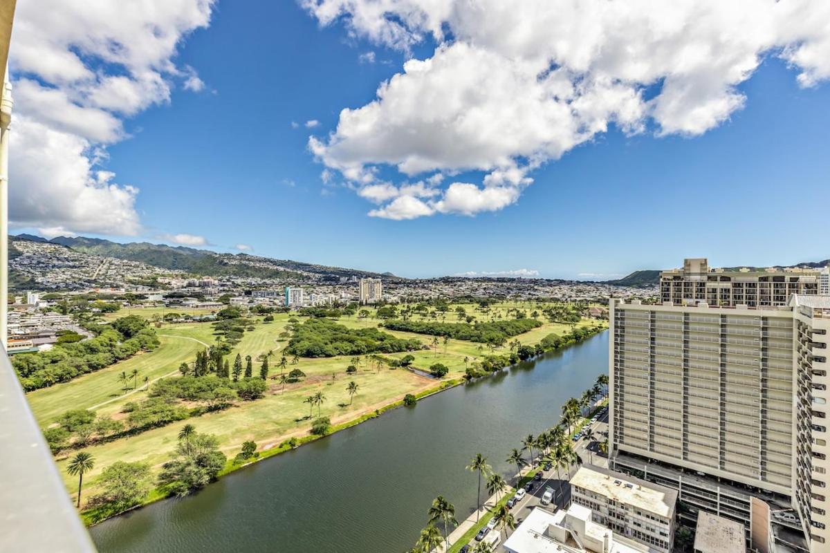 A Homie Getaway! Double Bed Studio with a VIEW - Ferienwohnung Honolulu