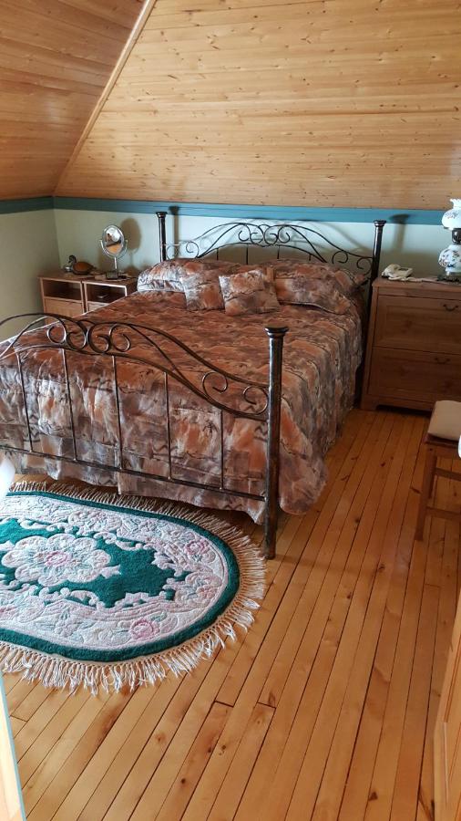 Habitación con baño compartido - Cama grande