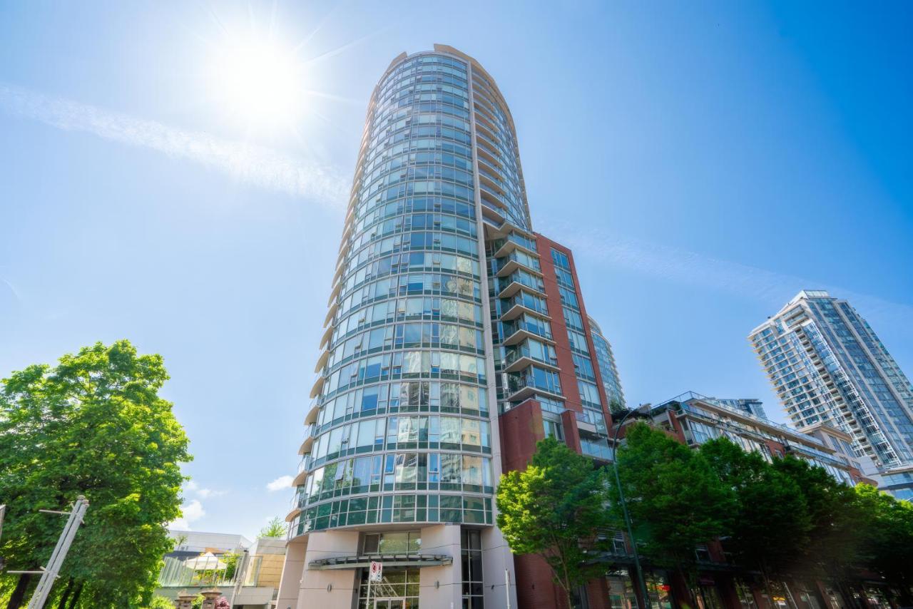 1BR Downtown Hub - Stadium Parks & Skyline Views - B&B Vancouver