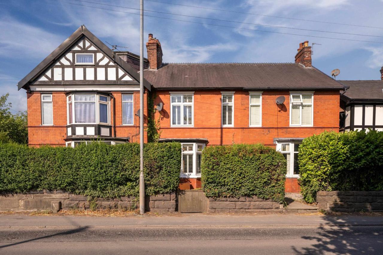 Stunning Knutsford 4 Bed by City SuperHost - Ferienwohnung Knutsford