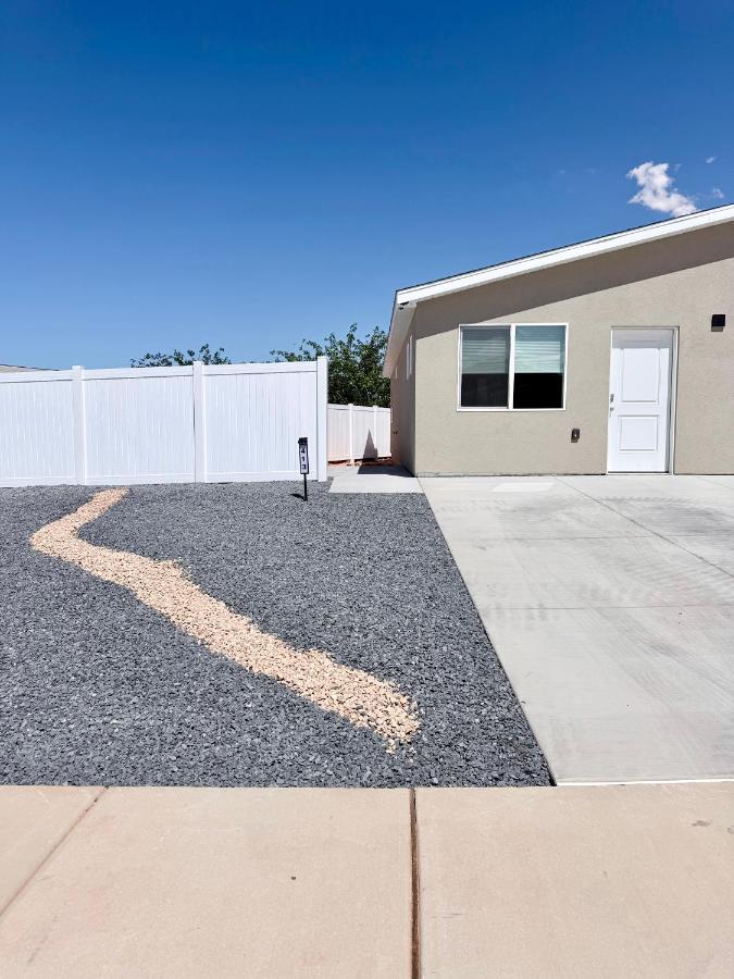 Desert view apartment - B&B Page