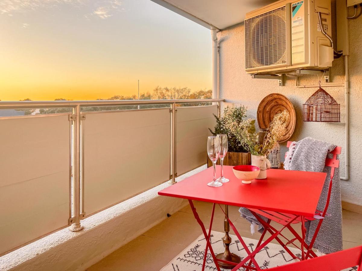 Modern One Bed Central Green Point Cape Town Stadium - Bed and Breakfast Kaapstad
