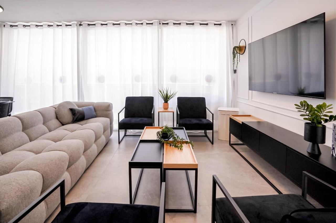 פנטהאוז ויסטה קומה 1 וחצי בריכה מחוממת - B&B Eilat