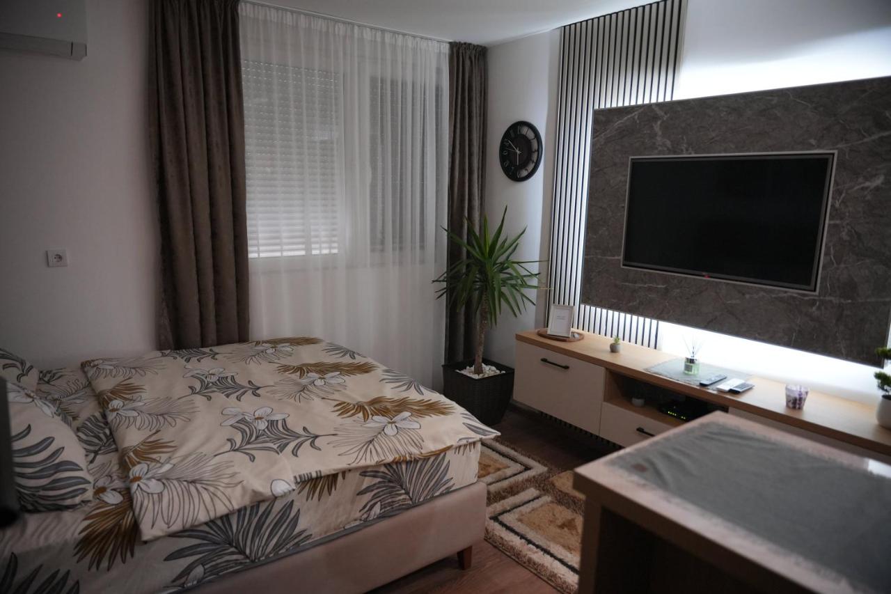 Studio la paris - B&B Leskovac