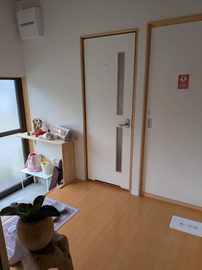 一棟貸しゲストハウスKumanokodo KURA - Chambres d'hôtes Shingū