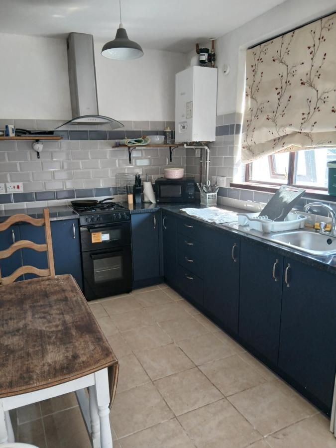 Cottage Style in Ystrad, Double room - B&B Llwynypia