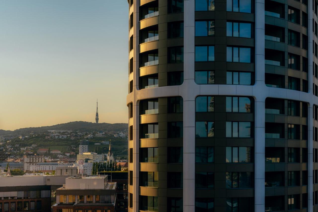 Sky Park Panoramic View 22nd Floor Free Parking - Ferienwohnung Sarndorf