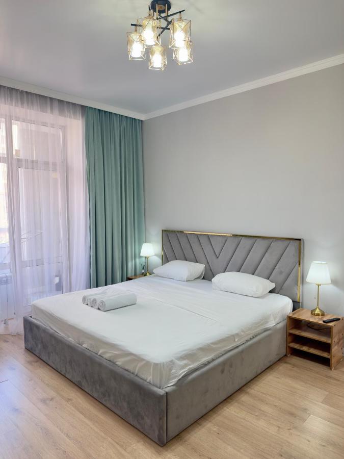 Golden Hill Apartments - B&B Astana