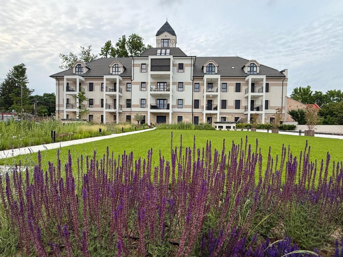 Kenese Spa Residence - Bed and Breakfast Balatonkenese