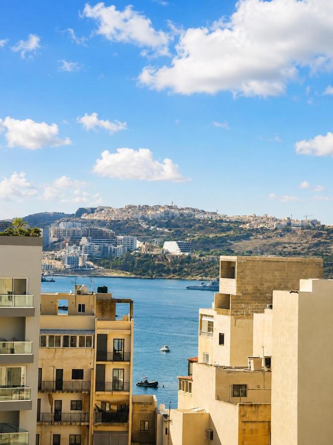 2-Bedroom Apartment with Balconies in the Heart of Bugibba - B&B San Pawl il-Bahar